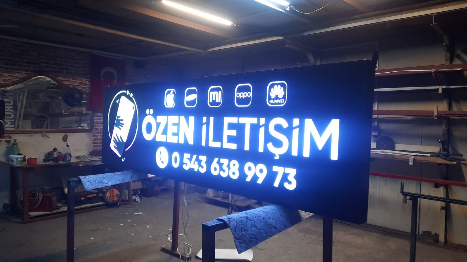 Özen İletişim Kompozit Oyma Tabela Işıklı